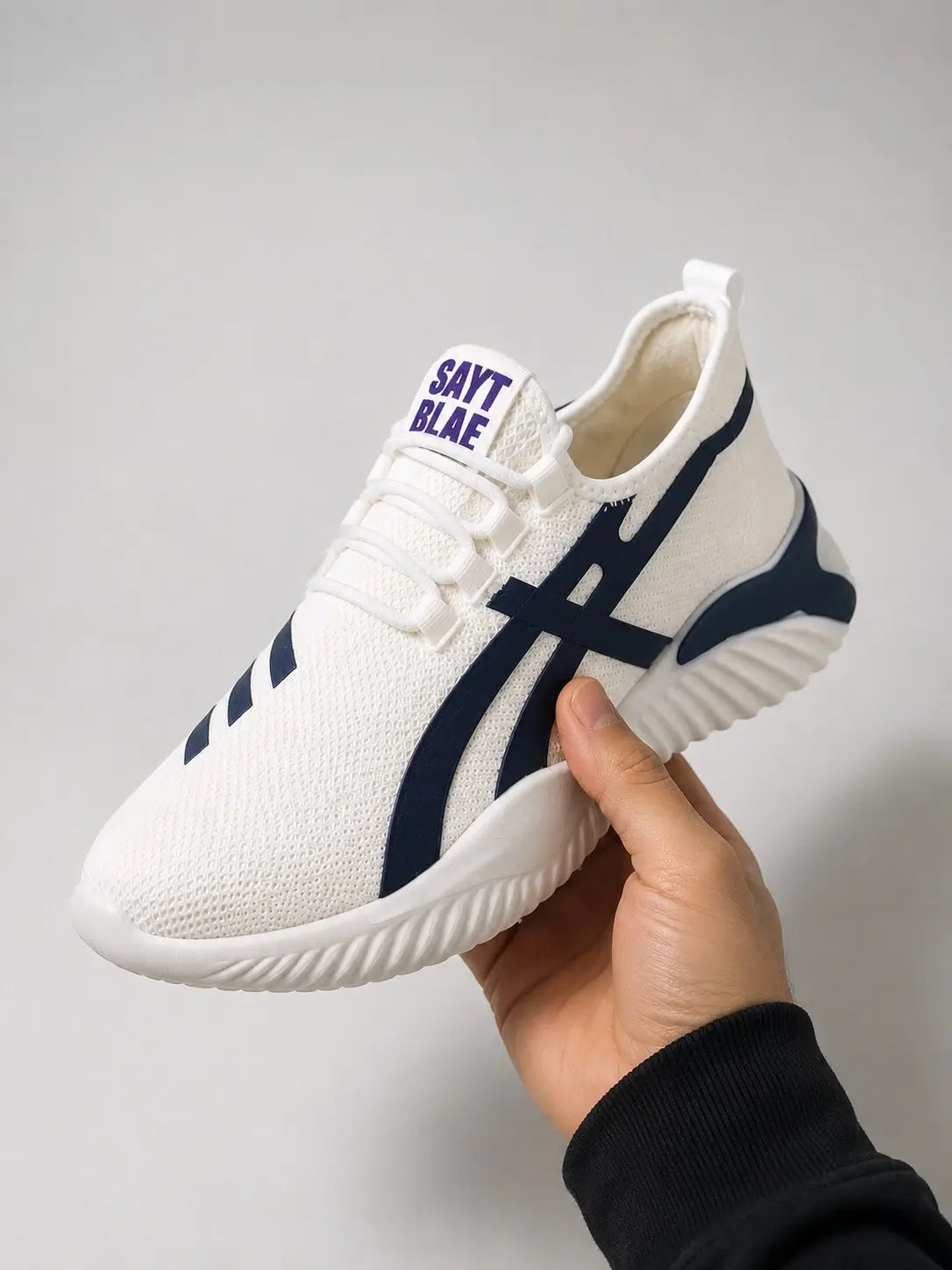 Momentum Trainer – Navy Frost