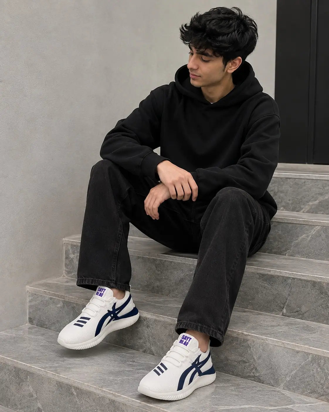 Momentum Trainer – Navy Frost